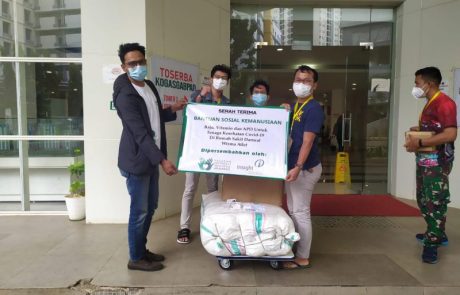 penyerahan-bantuan-kemanusiaan-dari-yiim-dan-insight-ke-wism-68-1-800×600 penyerahan-bantuan-kemanusiaan-dari-yiim-dan-insight-ke-wism-68-1-800x600
