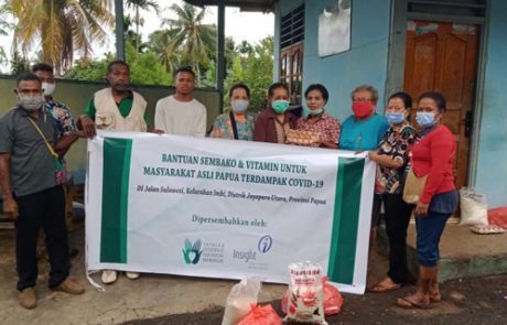 865222_08244305092020_YIIM_Beri_Bantuan_Kepada_Masyarakat_Asli_Papua_Terdampak_Covid-19 865222_08244305092020_YIIM_Beri_Bantuan_Kepada_Masyarakat_Asli_Papua_Terdampak_Covid-19